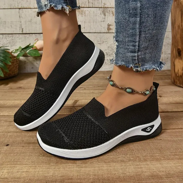 CLEO - Comfy Light Trainers