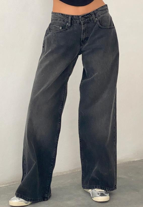 Low-Rise Jeans