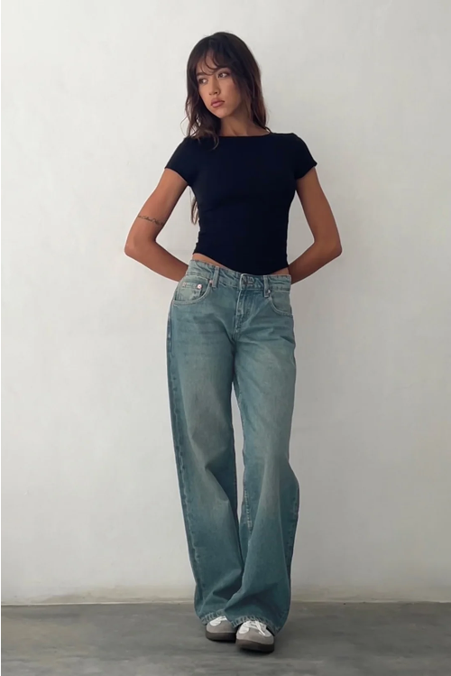 Low-Rise Jeans