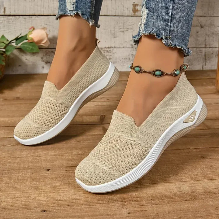 CLEO - Comfy Light Trainers