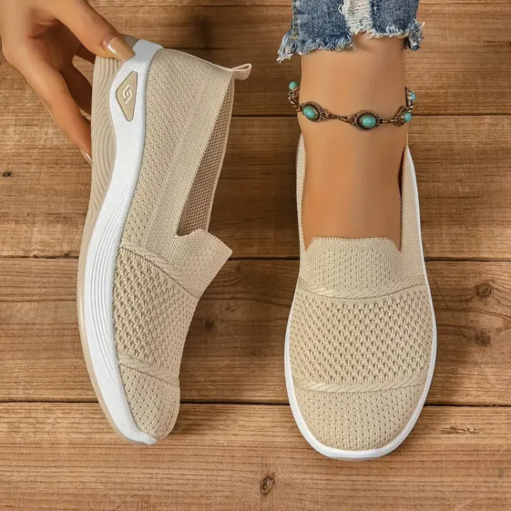 CLEO - Comfy Light Trainers